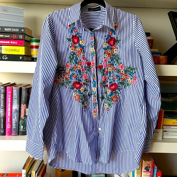 Cindy Kono Tops - Floral embroidered dress shirt